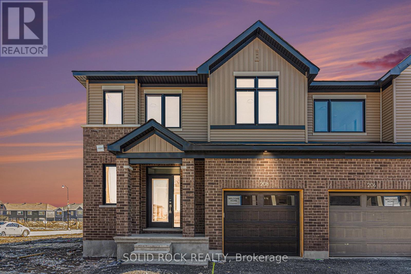 208 BEEBALM CRESCENT, Ottawa, Ontario