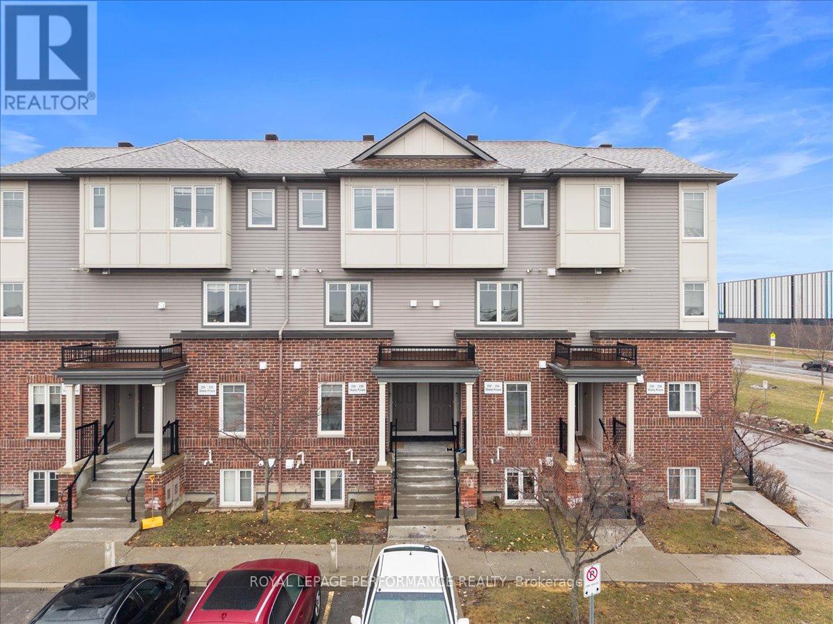 232 SHANLY PRIVATE, Ottawa, Ontario