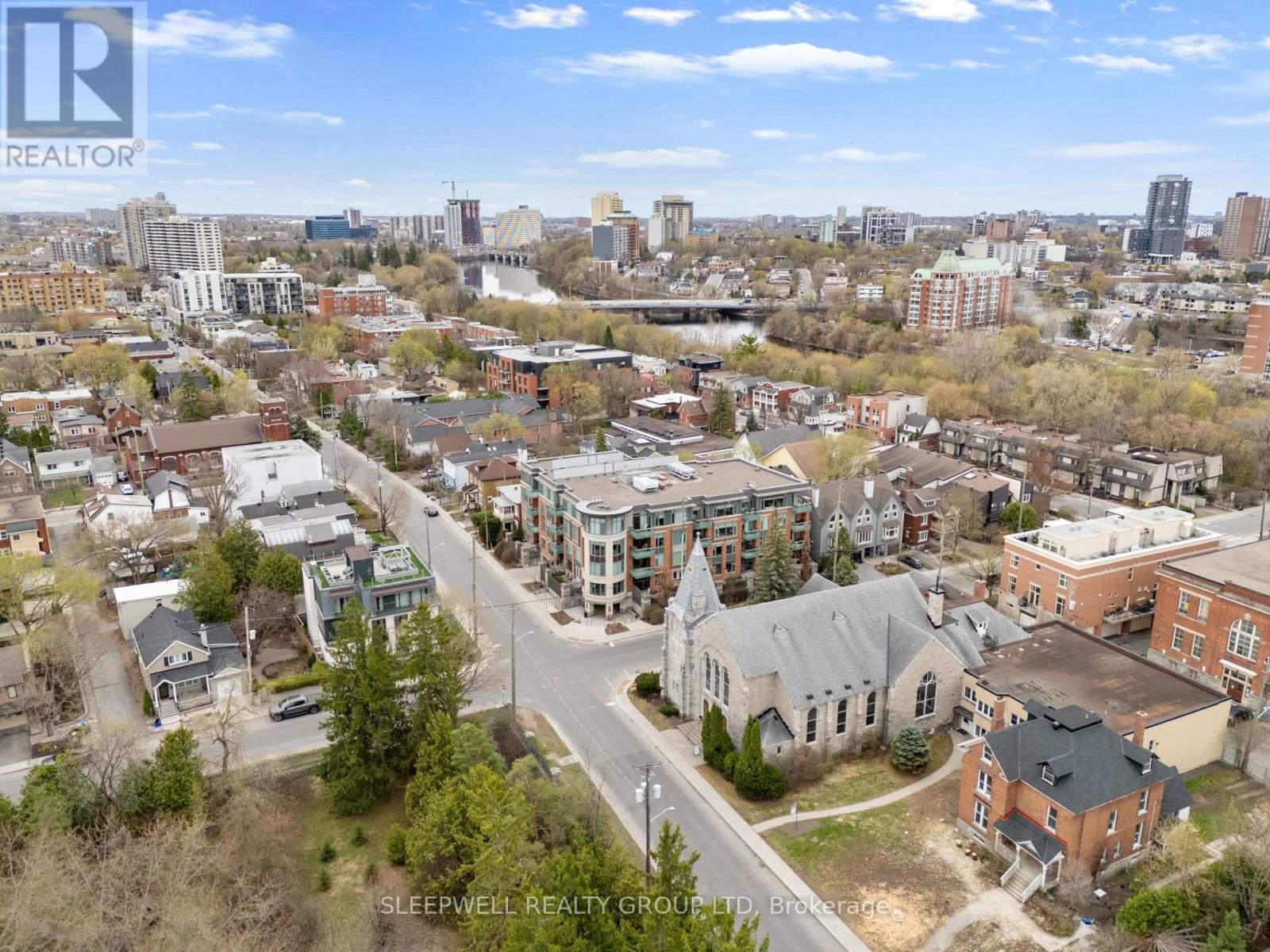 Ph03 - 295 Mackay Street, Ottawa, Ontario  K1M 2B7 - Photo 2 - X13079490