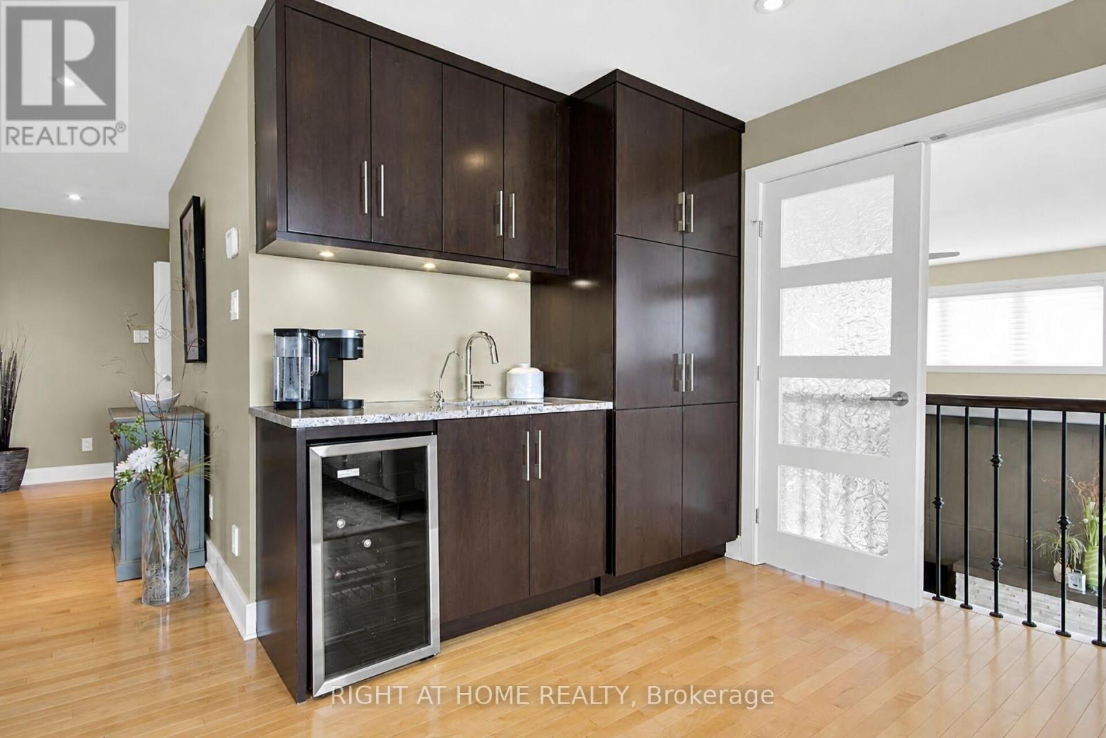 105 Ravenview Way, Ottawa, Ontario  K2W 0E2 - Photo 24 - X13080614