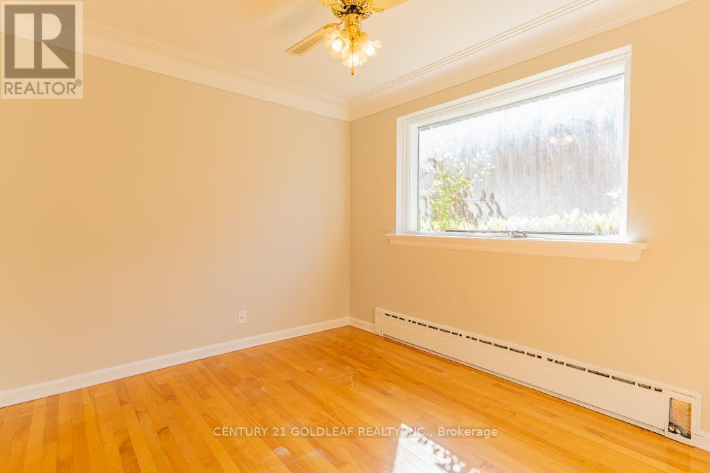 543 Kirkwood Avenue, Ottawa, Ontario  K1Z 5X2 - Photo 15 - X13080986