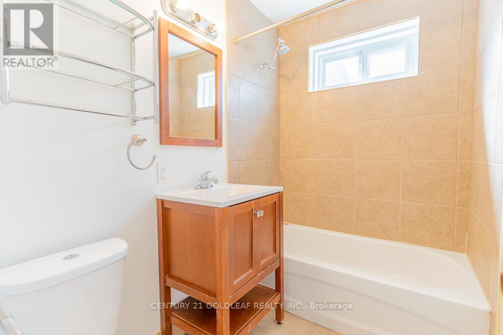 543 Kirkwood Avenue, Ottawa, Ontario  K1Z 5X2 - Photo 18 - X13080986