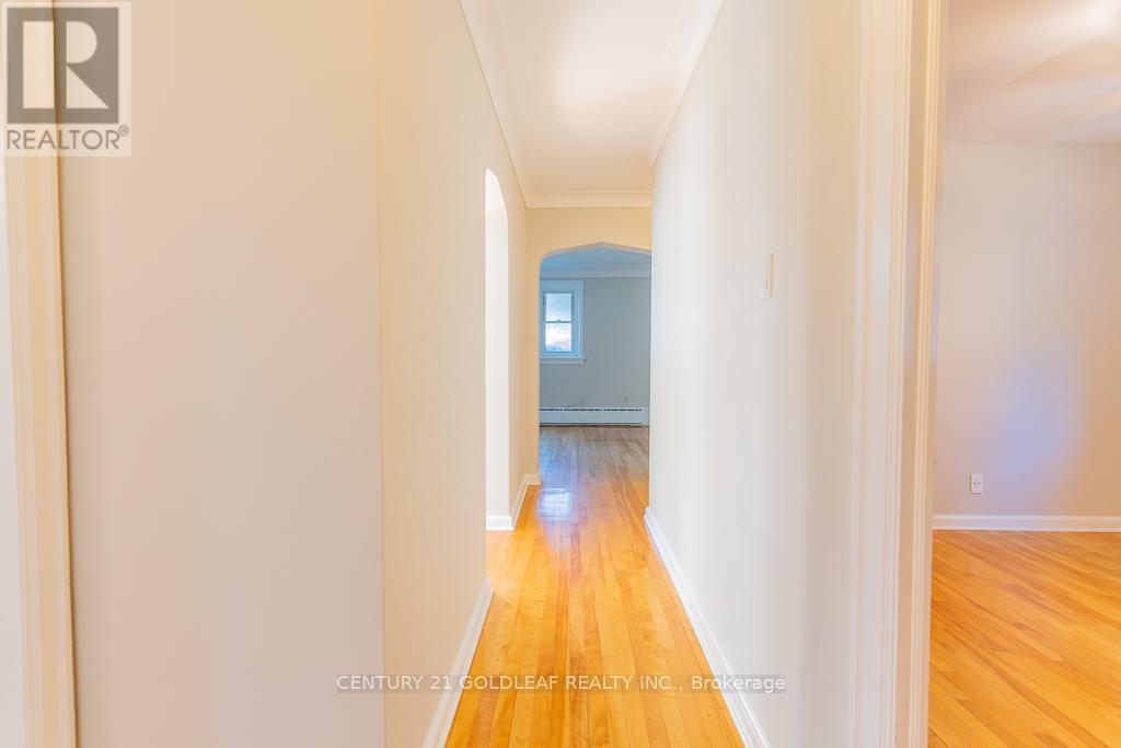 543 Kirkwood Avenue, Ottawa, Ontario  K1Z 5X2 - Photo 9 - X13080986