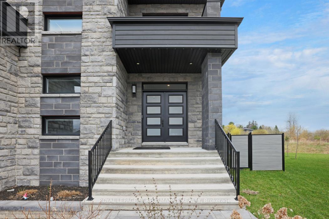 541 Barrage Street, Casselman, Ontario  K0A 1M0 - Photo 3 - X13081212