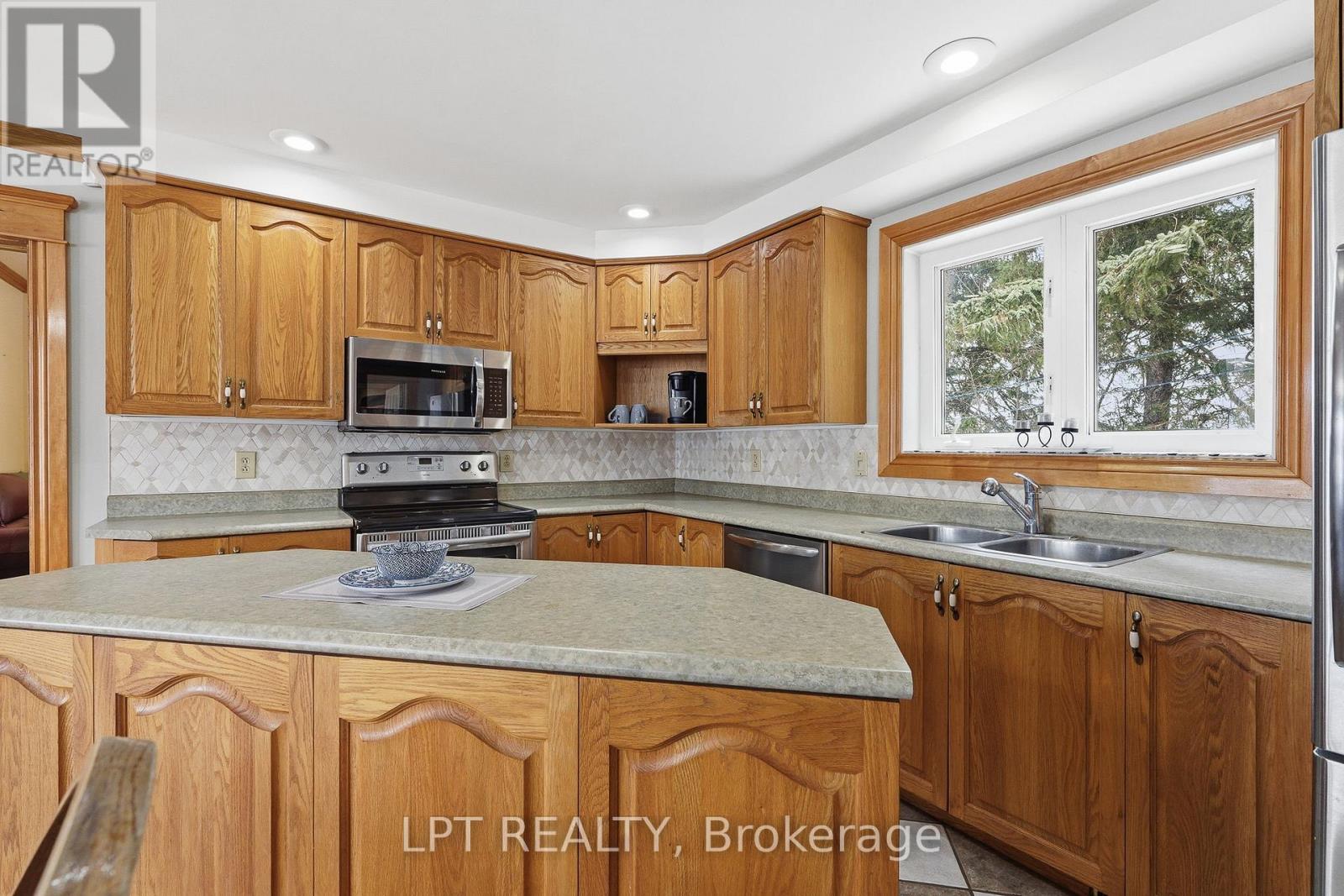 6671 County Road 10 Road, The Nation, Ontario  K0B 1R0 - Photo 16 - X13081378