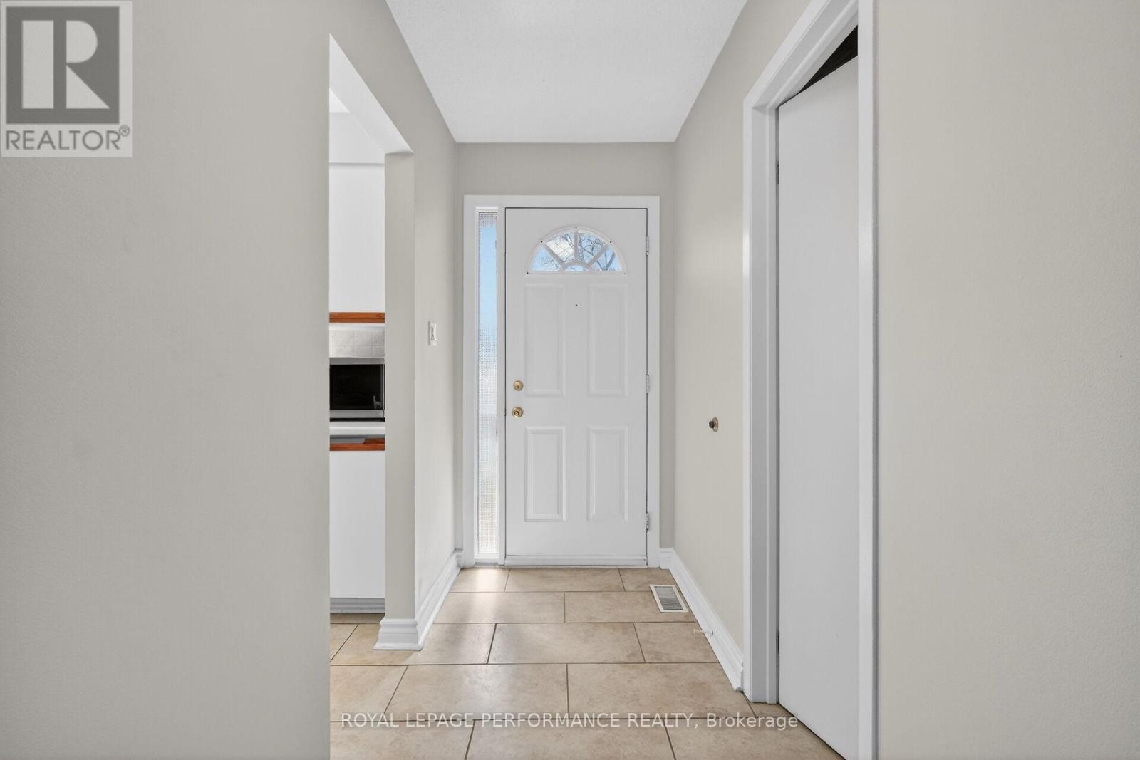 108 - 1389 Palmerston Drive, Ottawa, Ontario  K1J 8N9 - Photo 4 - X13082220