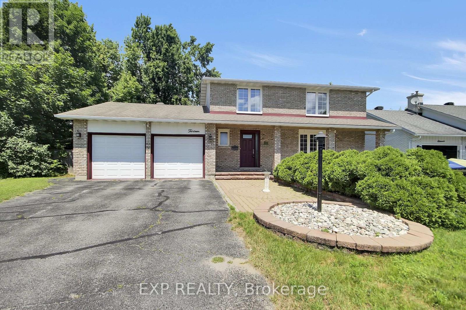 13 Shanel Place, Ottawa, Ontario  K2J 1C3 - Photo 2 - X13082316