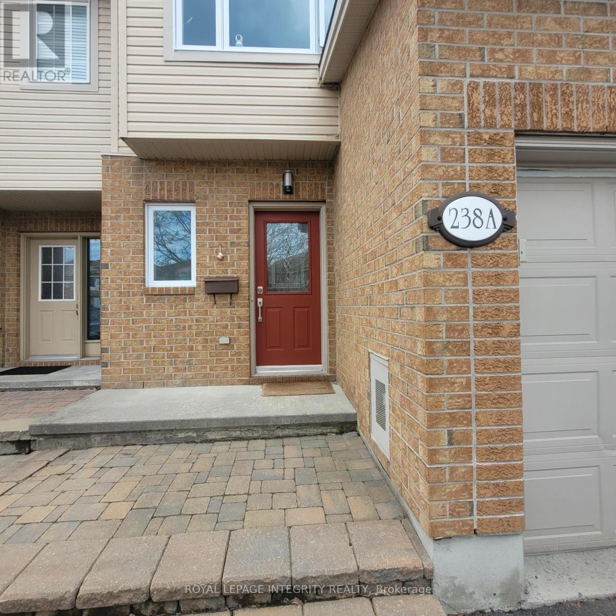 238 CLARIDGE DRIVE, Ottawa, Ontario