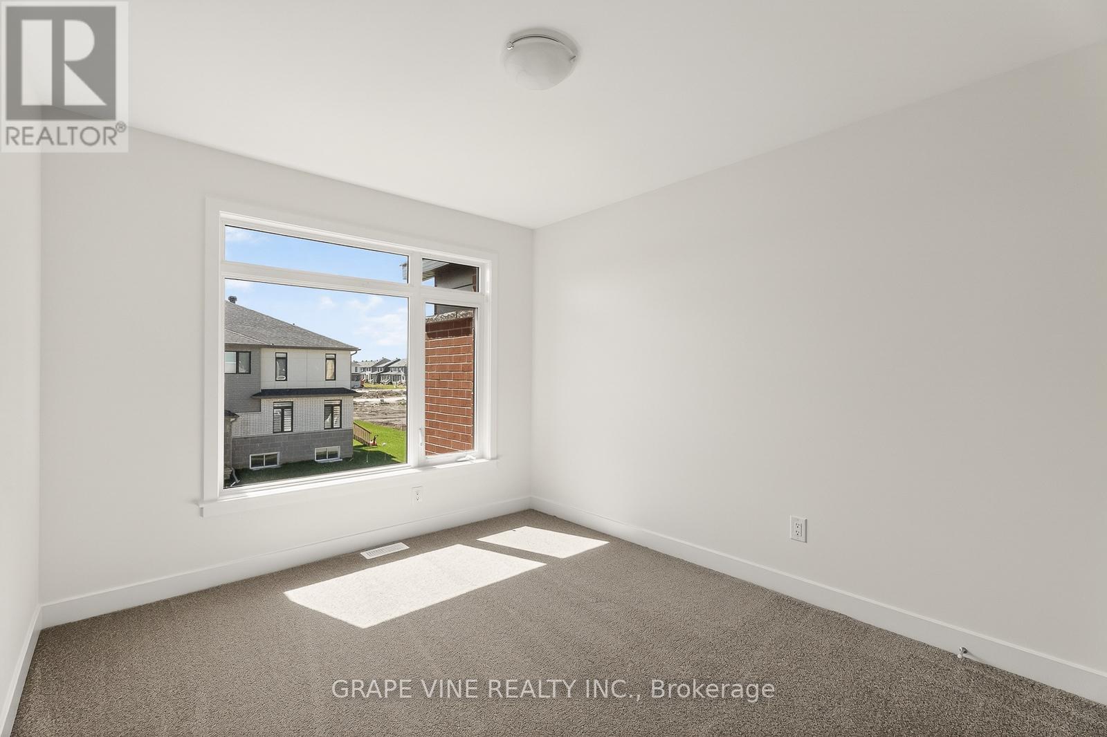93 San Felice Circle, Ottawa, Ontario  K2S 2R9 - Photo 28 - X13082876