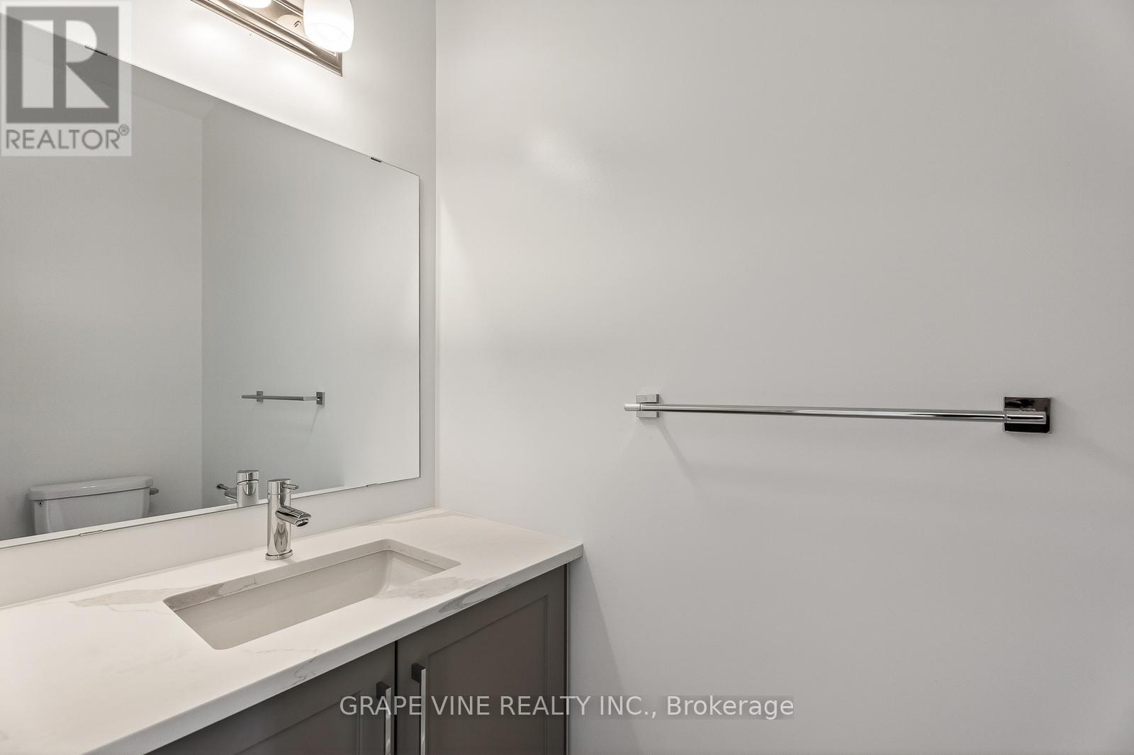 93 San Felice Circle, Ottawa, Ontario  K2S 2R9 - Photo 7 - X13082876