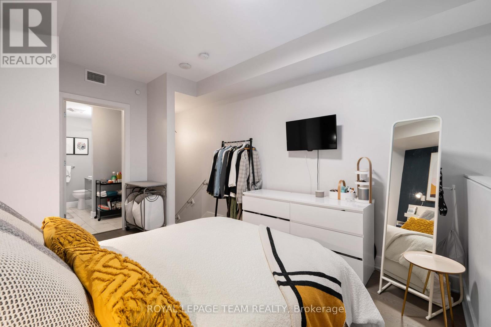 409 - 255 Bay Street N, Ottawa, Ontario  K1R 0C5 - Photo 28 - X13083738