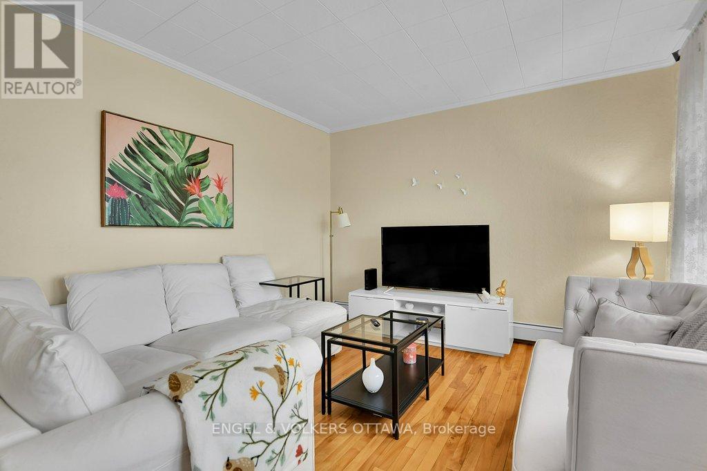 36 Argue Drive, Ottawa, Ontario  K2E 6S1 - Photo 8 - X13084010