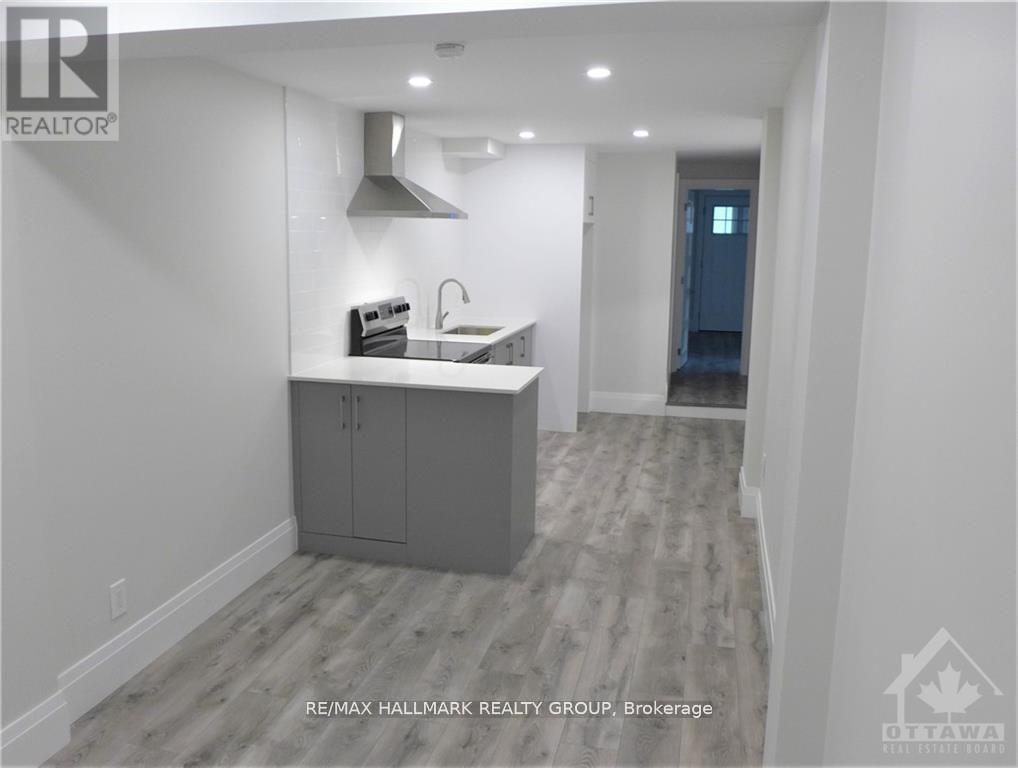 6 - 375 Mackay Street, Ottawa, Ontario  K1M 2C3 - Photo 3 - X13084560