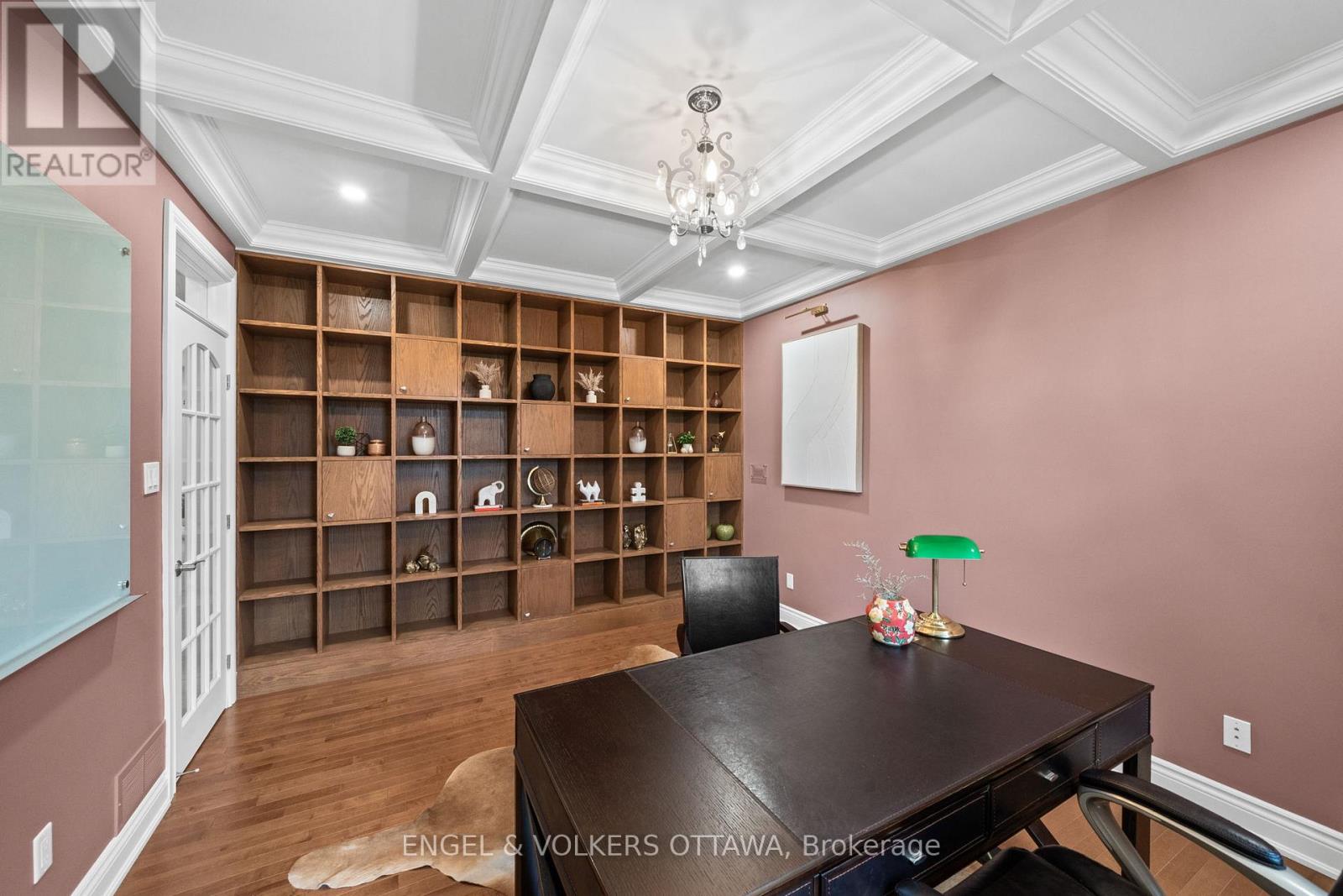 6842 South Village Drive, Ottawa, Ontario  K4P 0A5 - Photo 10 - X13084944