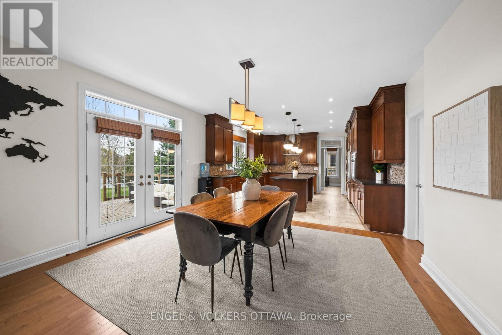 6842 South Village Drive, Ottawa, Ontario  K4P 0A5 - Photo 12 - X13084944