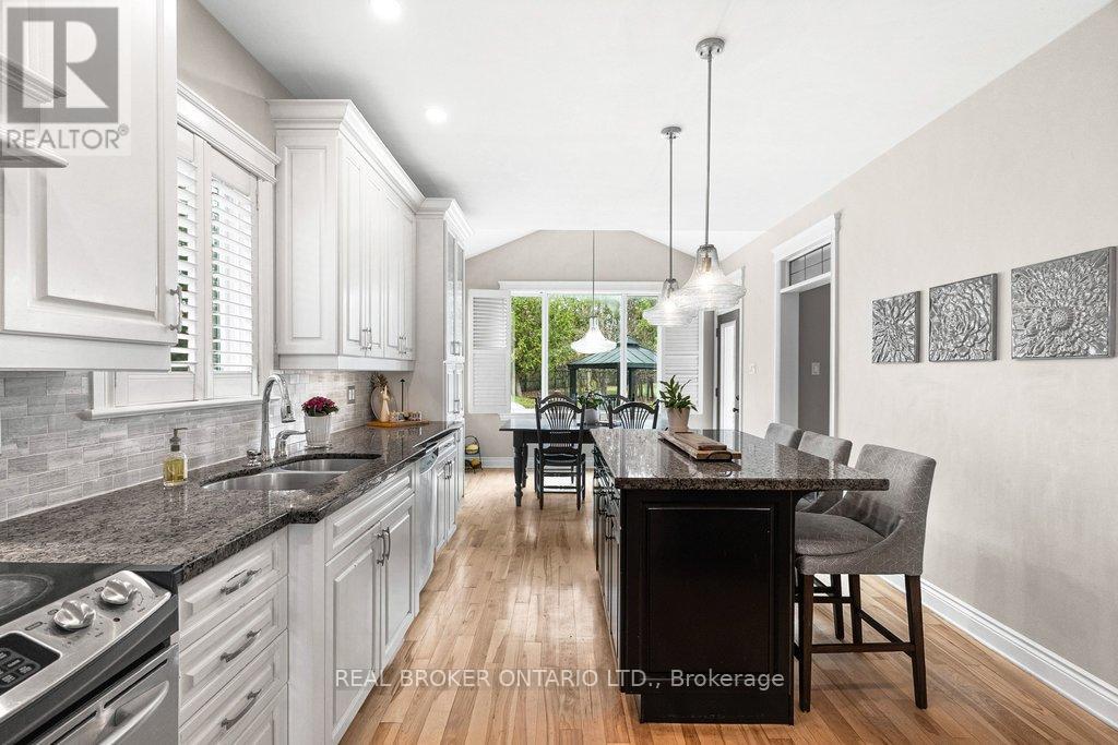 32 Feldspar Crescent, Ottawa, Ontario  K2S 1Y3 - Photo 15 - X13085240