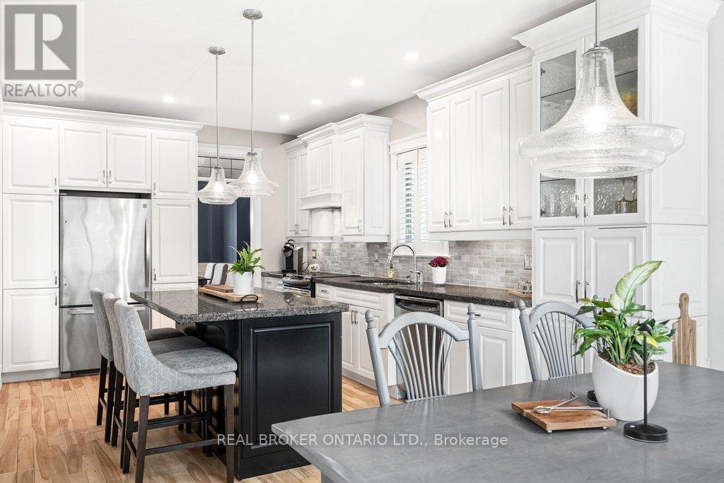 32 Feldspar Crescent, Ottawa, Ontario  K2S 1Y3 - Photo 19 - X13085240