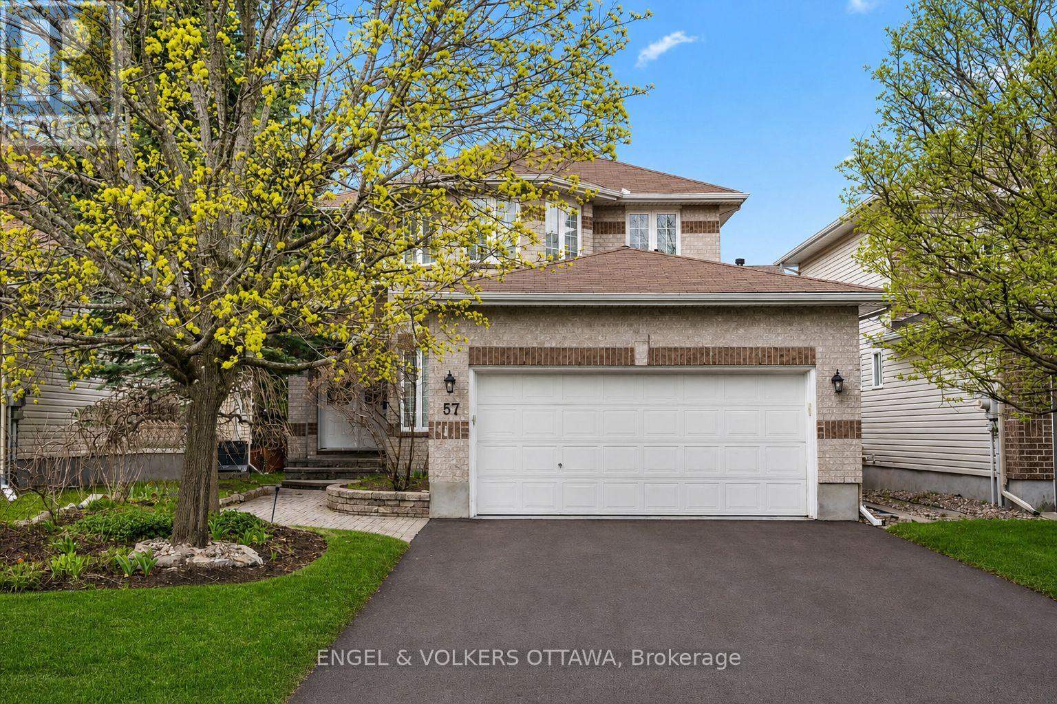 57 NEWCASTLE AVENUE, Ottawa, Ontario