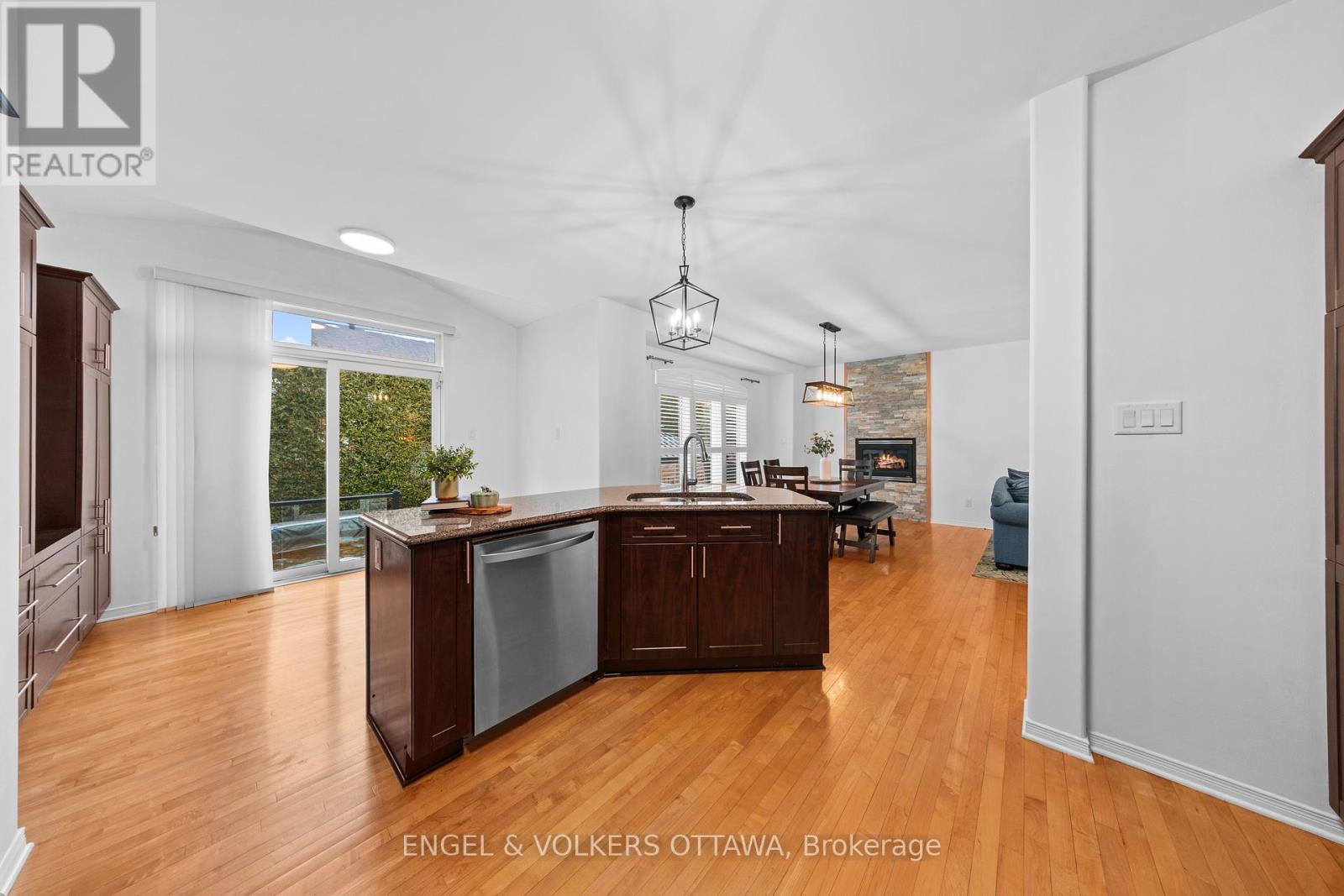 57 Newcastle Avenue, Ottawa, Ontario  K2K 3B5 - Photo 14 - X13085808
