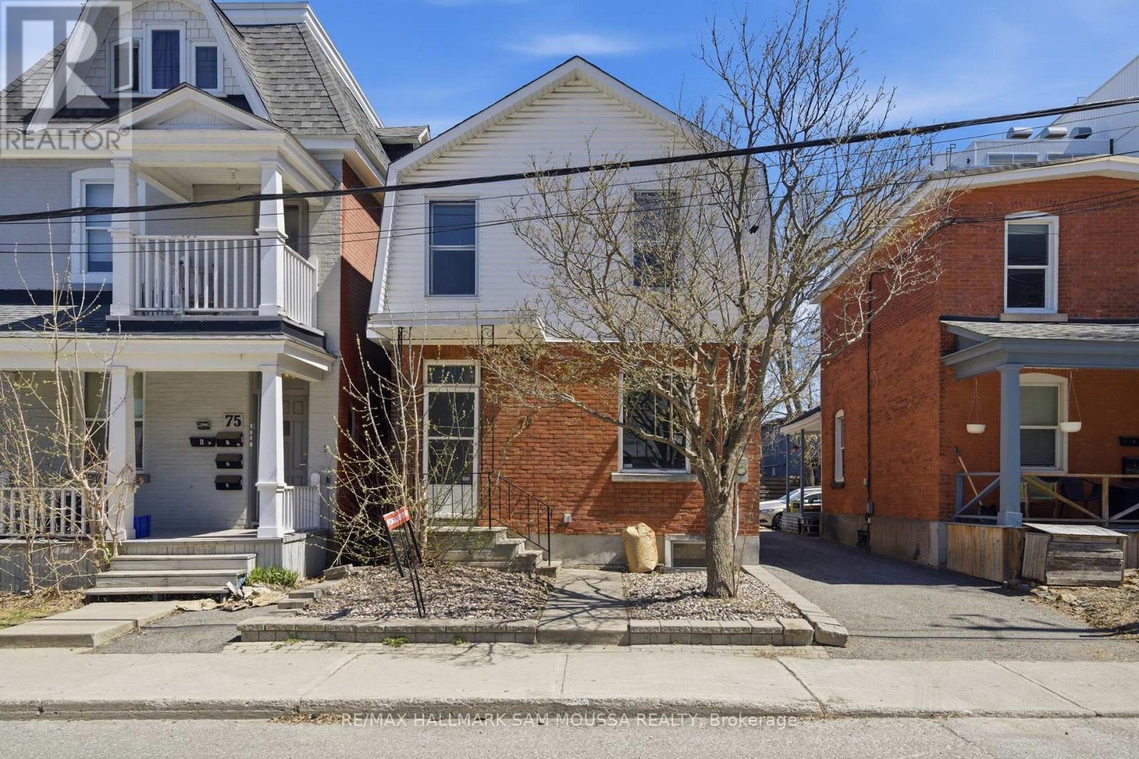 79 HINTON AVENUE N, Ottawa, Ontario