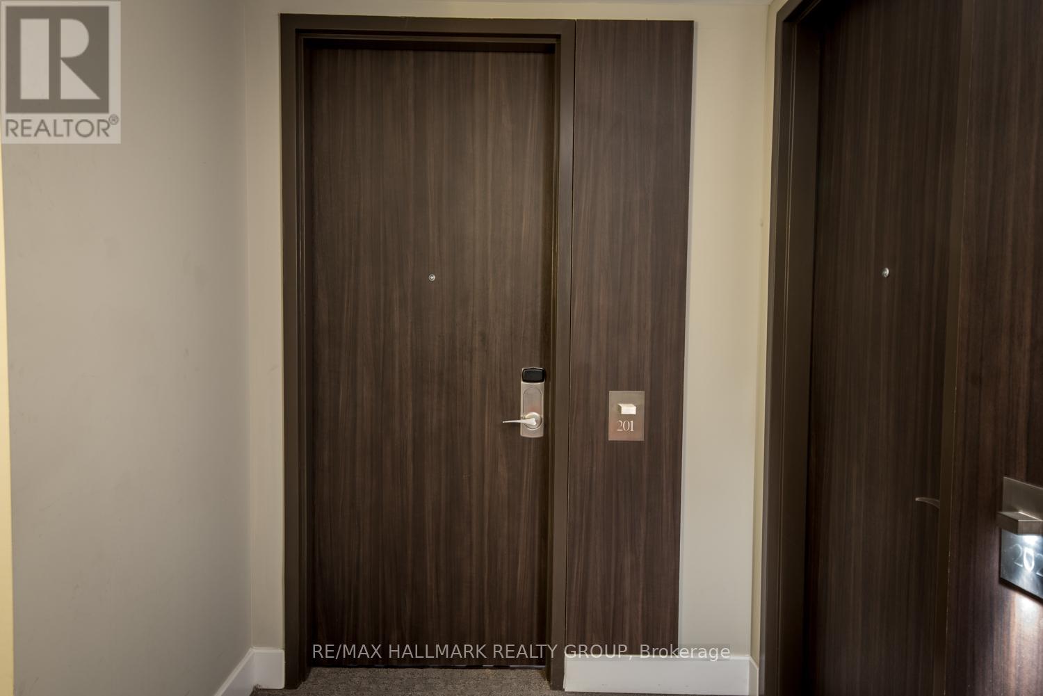 201 - 300 Lisgar Street, Ottawa, Ontario  K2P 0E2 - Photo 4 - X13086304