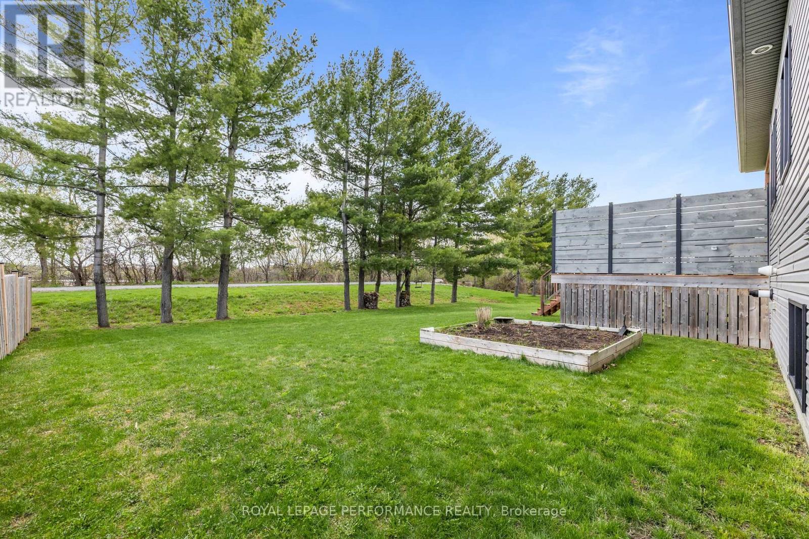27 Richer Street, North Stormont, Ontario  K0A 1R0 - Photo 36 - X13086372