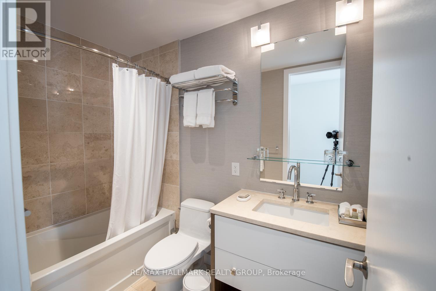 1203 - 300 Lisgar Street, Ottawa, Ontario  K2P 0E2 - Photo 12 - X13086424