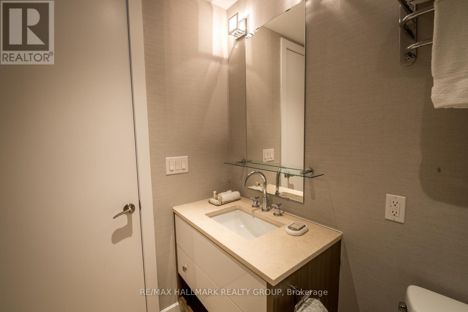 1203 - 300 Lisgar Street, Ottawa, Ontario  K2P 0E2 - Photo 8 - X13086424