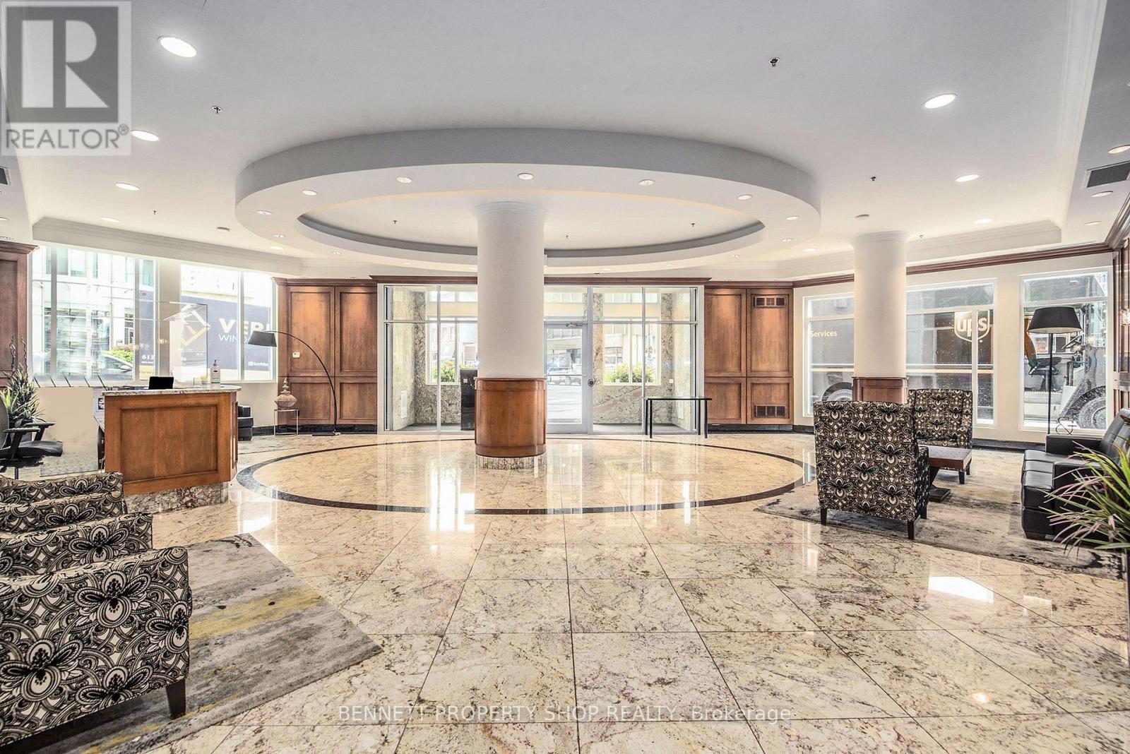807 - 242 Rideau Street, Ottawa, Ontario  K1N 0B7 - Photo 2 - X13086876