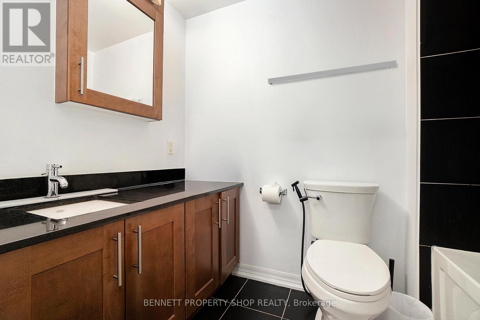 807 - 242 Rideau Street, Ottawa, Ontario  K1N 0B7 - Photo 7 - X13086876