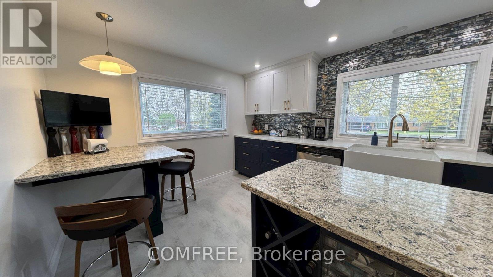 21 Seacliff Drive W, Leamington, Ontario  N8H 2L5 - Photo 14 - X13087002
