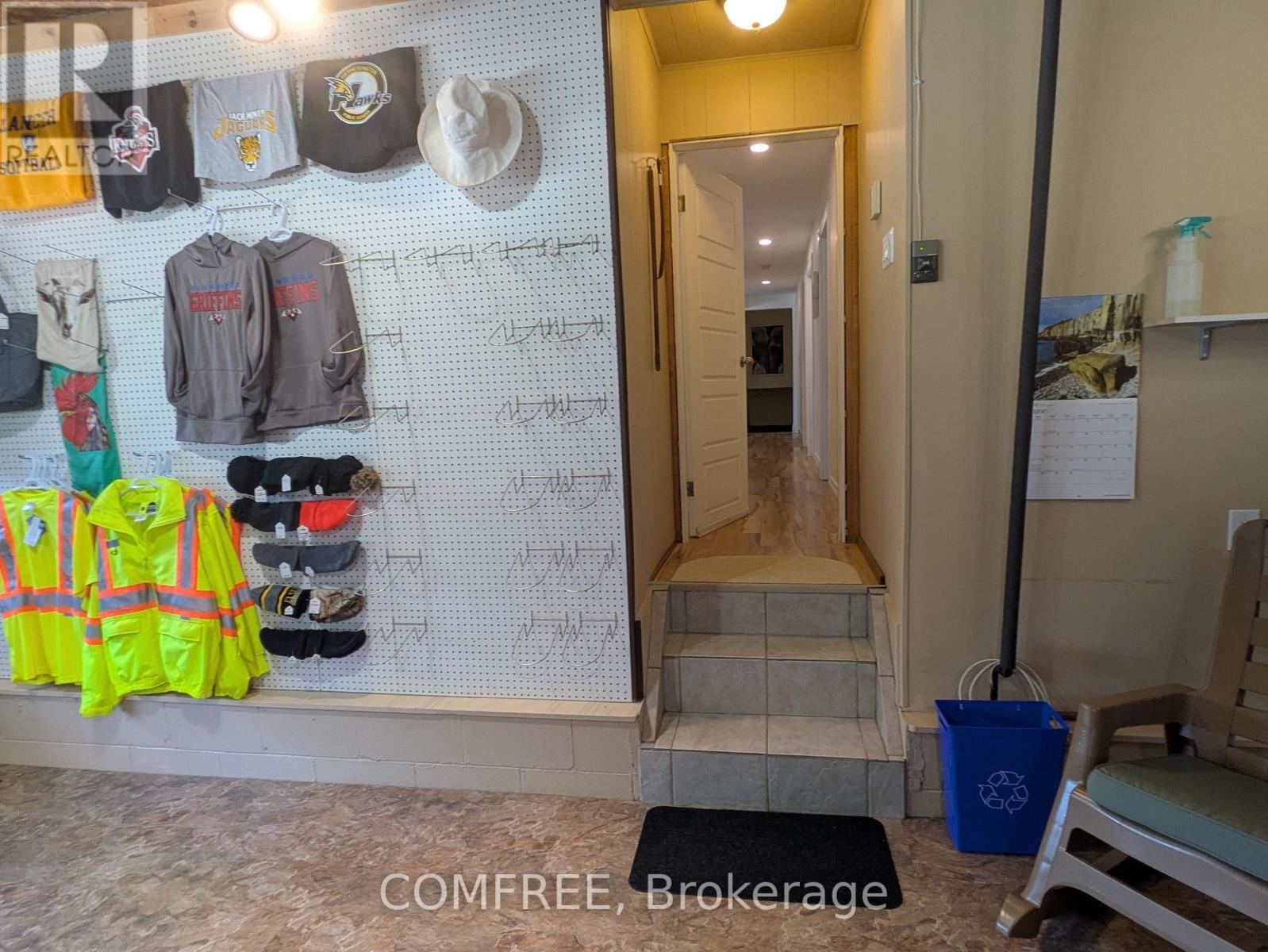 21 Seacliff Drive W, Leamington, Ontario  N8H 2L5 - Photo 43 - X13087002