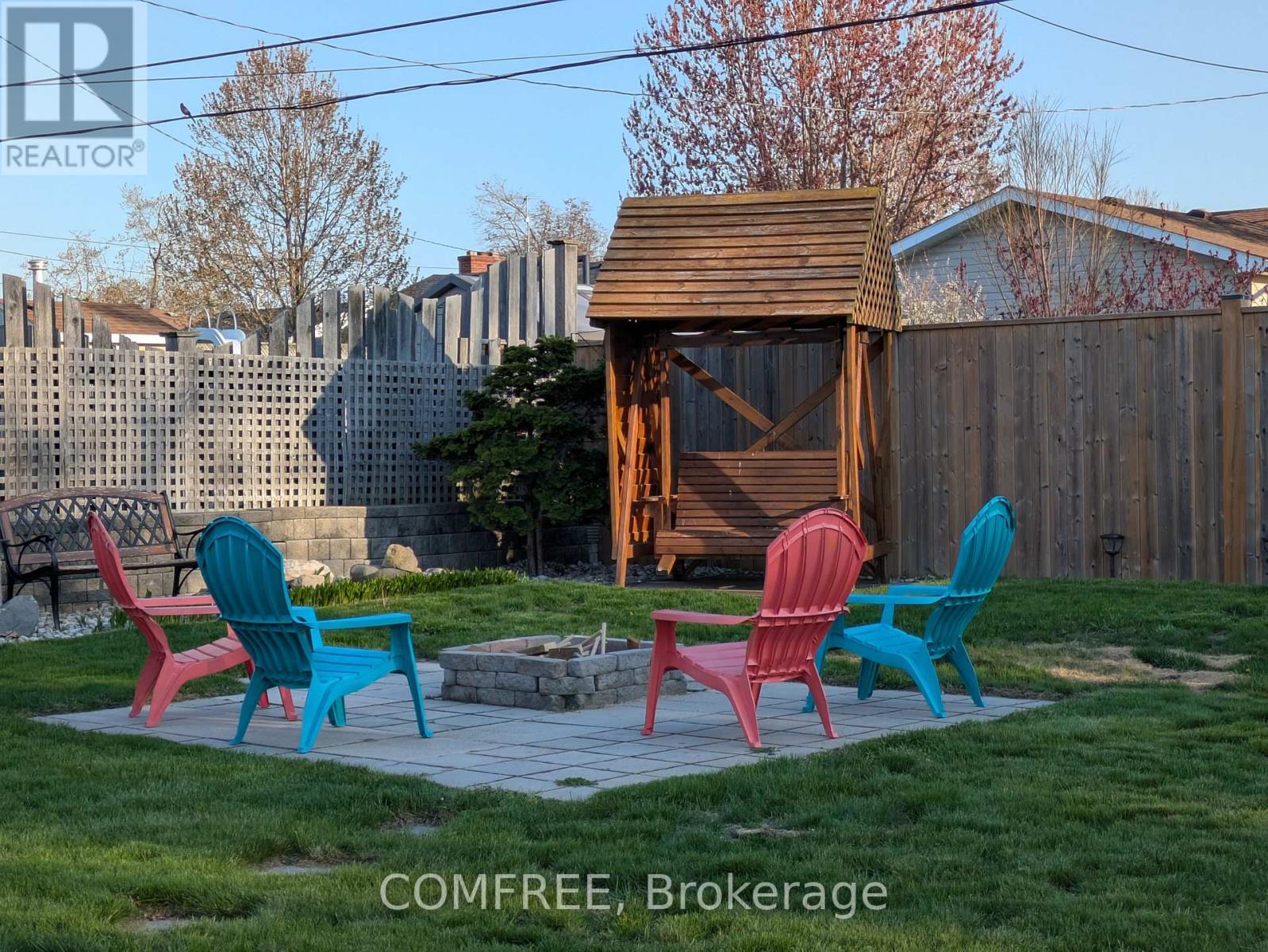 21 Seacliff Drive W, Leamington, Ontario  N8H 2L5 - Photo 7 - X13087002