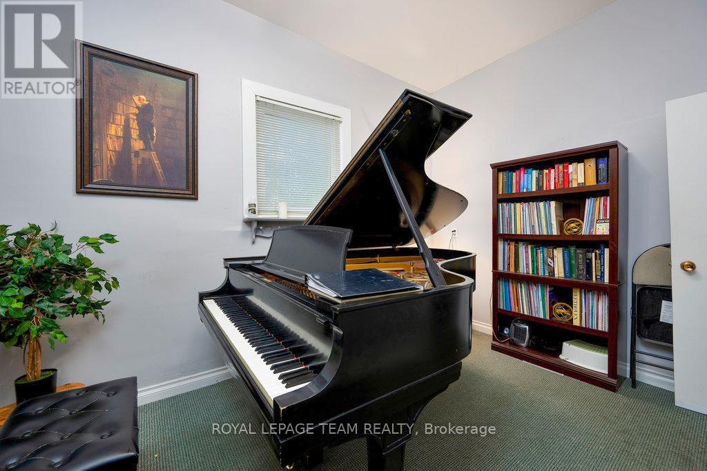 422 Donald B Munro Drive, Ottawa, Ontario  K0A 1L0 - Photo 6 - X13087310