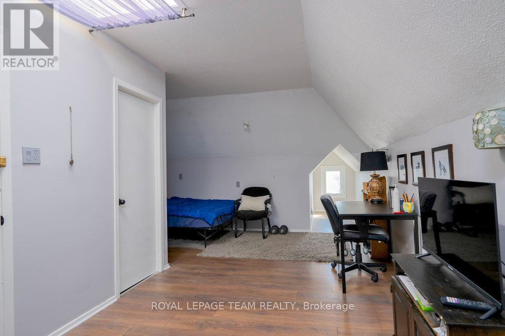 422 Donald B Munro Drive, Ottawa, Ontario  K0A 1L0 - Photo 18 - X13087314