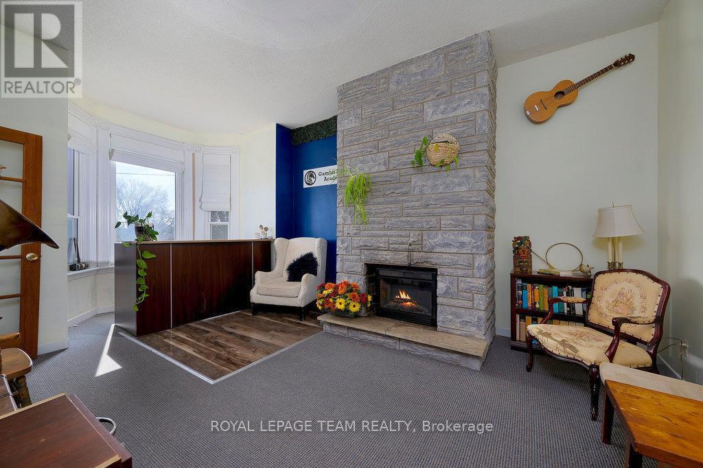 422 Donald B Munro Drive, Ottawa, Ontario  K0A 1L0 - Photo 5 - X13087314