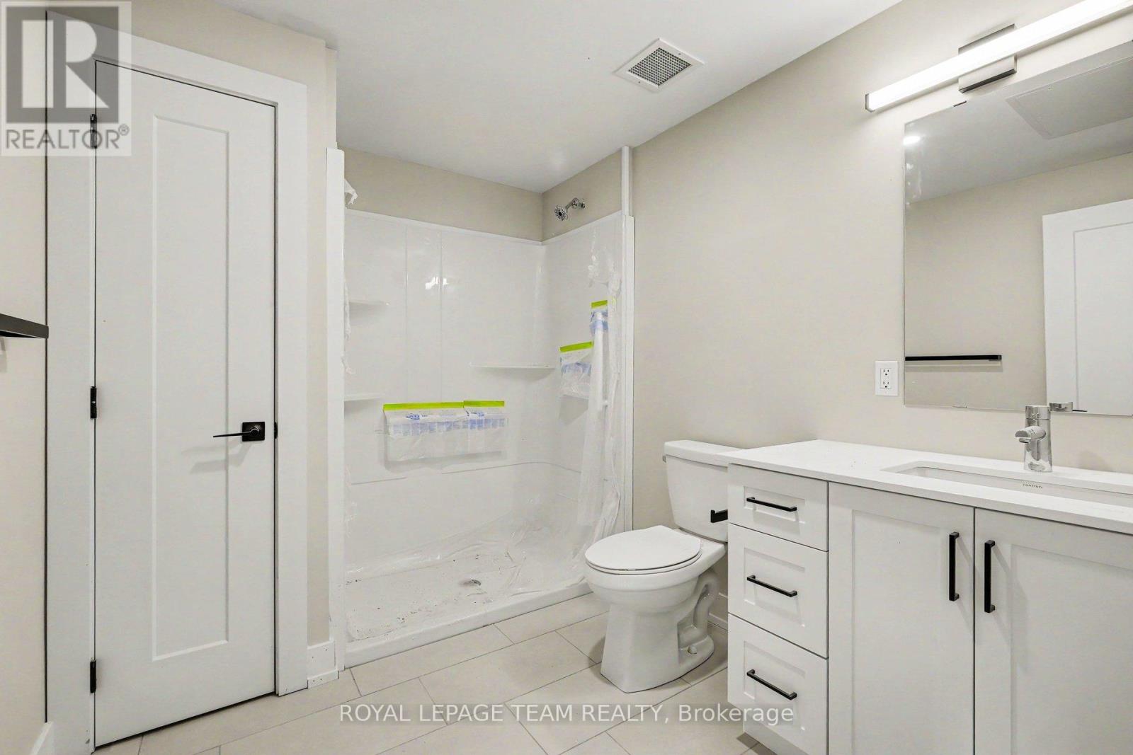 215 - 5874 County Rd #19 Road, North Grenville, Ontario  K0G 1J0 - Photo 10 - X13087542