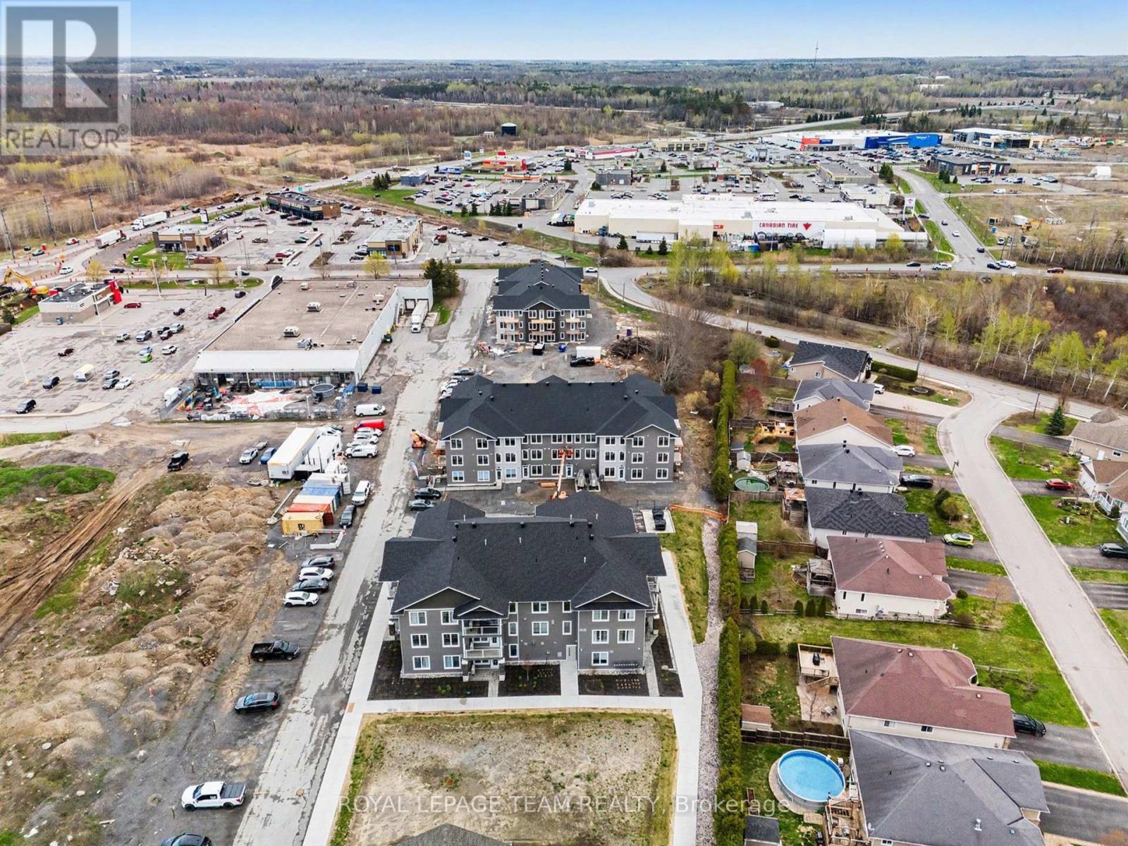 215 - 5874 County Rd #19 Road, North Grenville, Ontario  K0G 1J0 - Photo 11 - X13087542