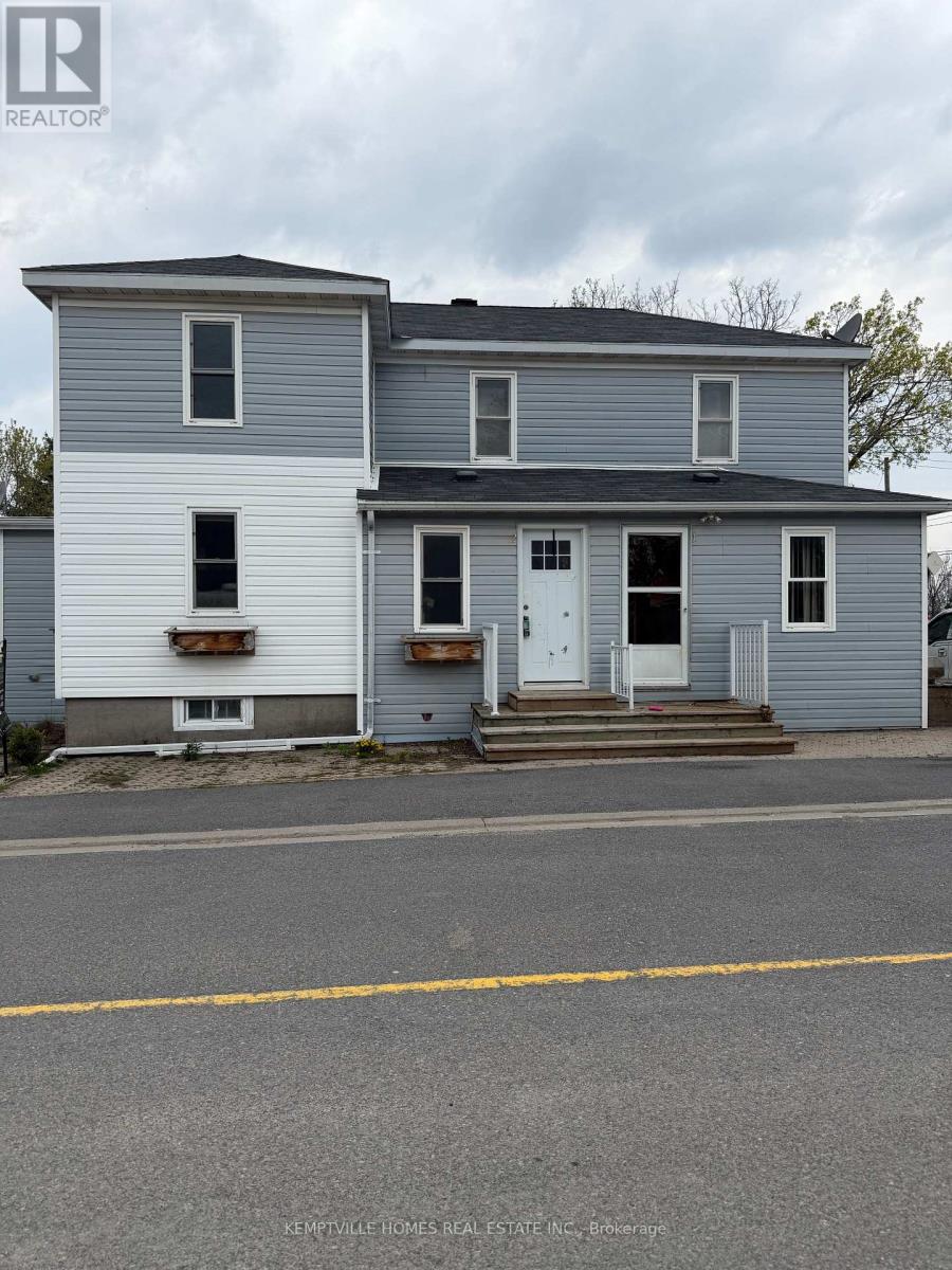 803 ST LAWRENCE STREET, Prescott, Ontario