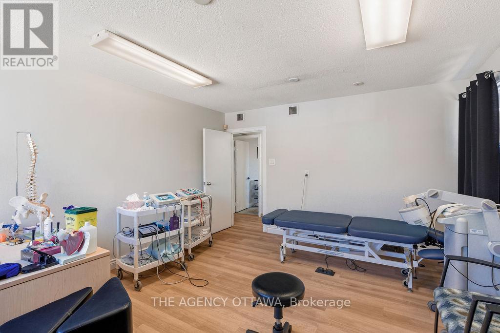 1310 Woodward Avenue, Ottawa, Ontario  K1Z 7V8 - Photo 13 - X13087844