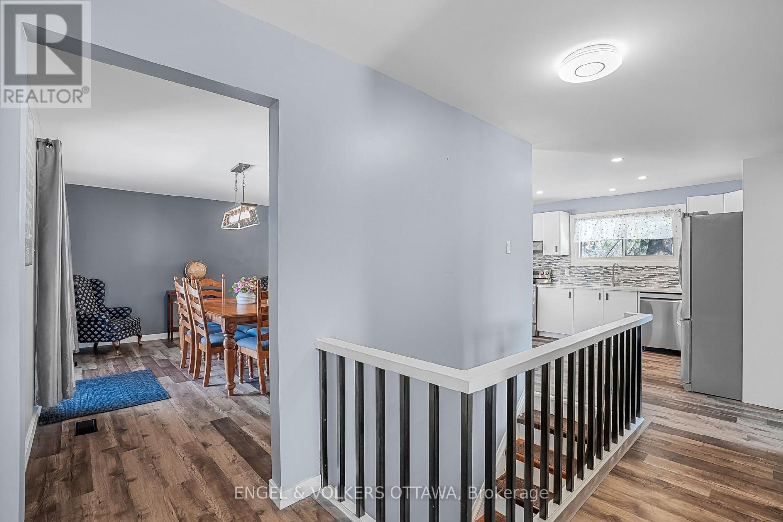 1427 Rosebella Avenue, Ottawa, Ontario  K1T 1E5 - Photo 10 - X13087904