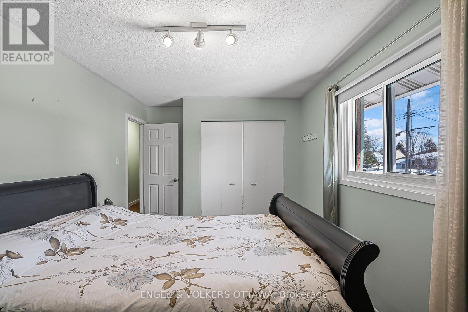 1427 Rosebella Avenue, Ottawa, Ontario  K1T 1E5 - Photo 27 - X13087904