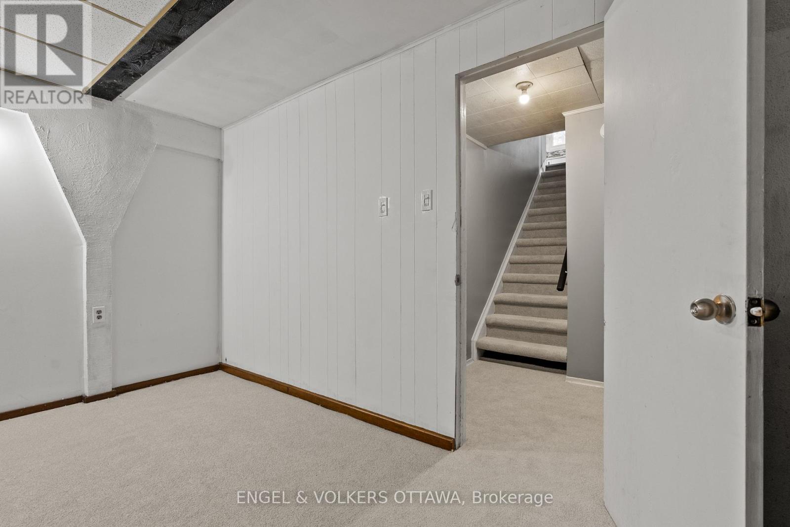 1427 Rosebella Avenue, Ottawa, Ontario  K1T 1E5 - Photo 31 - X13087904