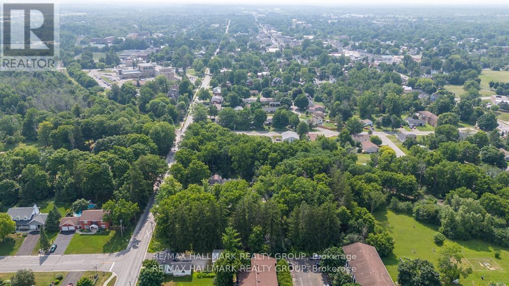 60 Drummond Street W, Perth, Ontario  K7H 2K4 - Photo 17 - X13088814