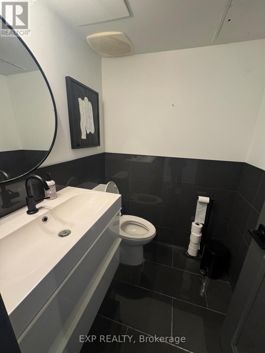 73 Richmond Street W, Toronto, Ontario  M5H 4E8 - Photo 20 - C13089166