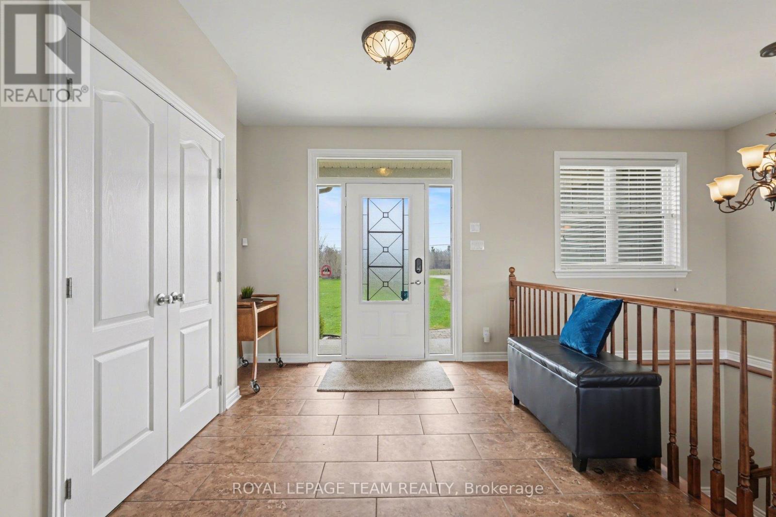 10 Old Kingston Road, Rideau Lakes, Ontario  K0G 1L0 - Photo 4 - X13090280