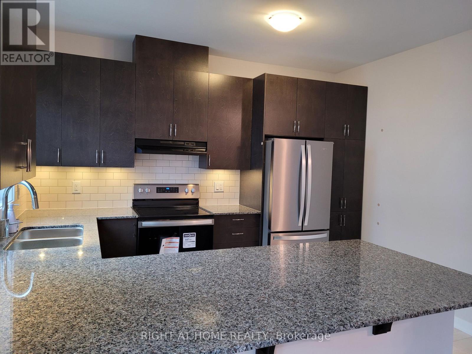 12 Focality Crescent, Ottawa, Ontario  K2J 6W7 - Photo 10 - X13090930