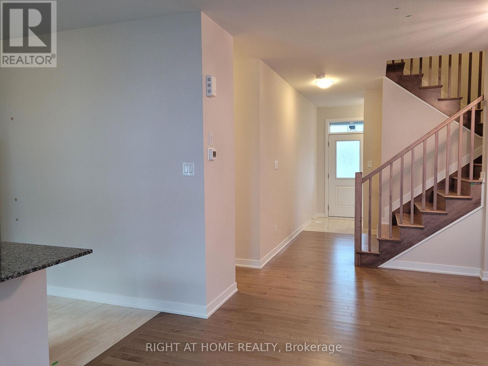 12 Focality Crescent, Ottawa, Ontario  K2J 6W7 - Photo 2 - X13090930