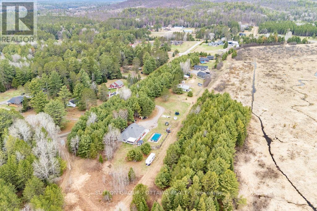 12 Eastern Avenue, Greater Madawaska, Ontario  K0J 2R0 - Photo 12 - X13091420
