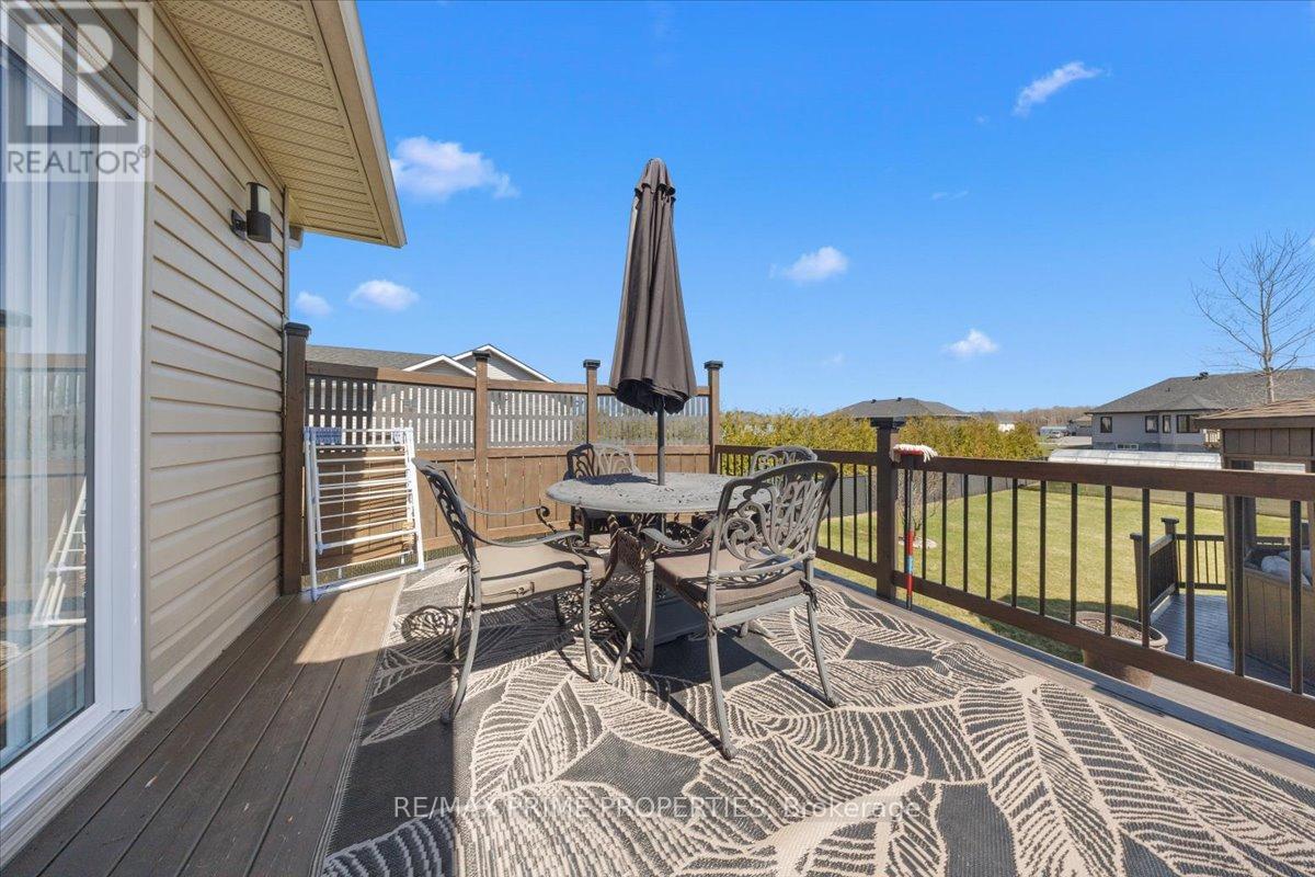 3421 Summerbreeze Drive, Ottawa, Ontario  K0A 2W0 - Photo 37 - X13091596